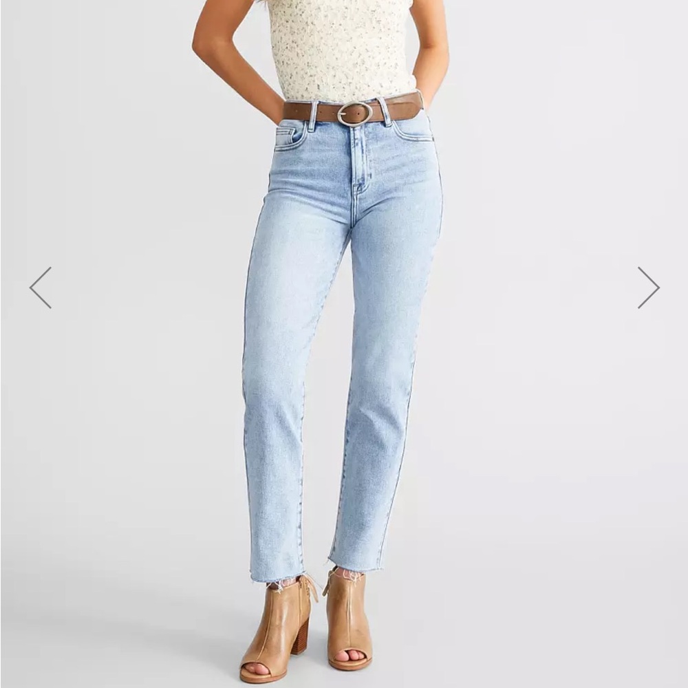 HIDDEN High Rise Tracy Straight Jean